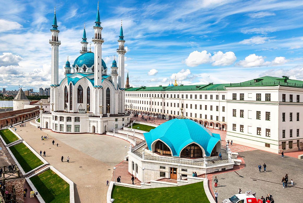 Время а казани. Казань достопримечательности. Казань летом. Казань лучшие места.